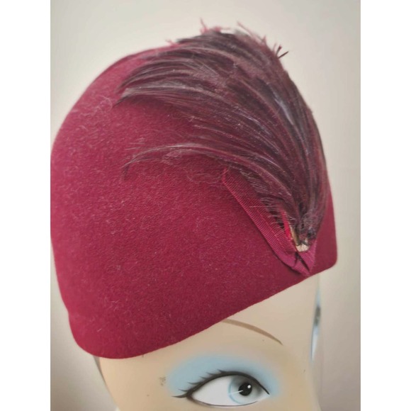Vintage Mr. Charles Doeskin Felt 100% Wool Cranberry Dome Hat w/Large Feather - Picture 5 of 8